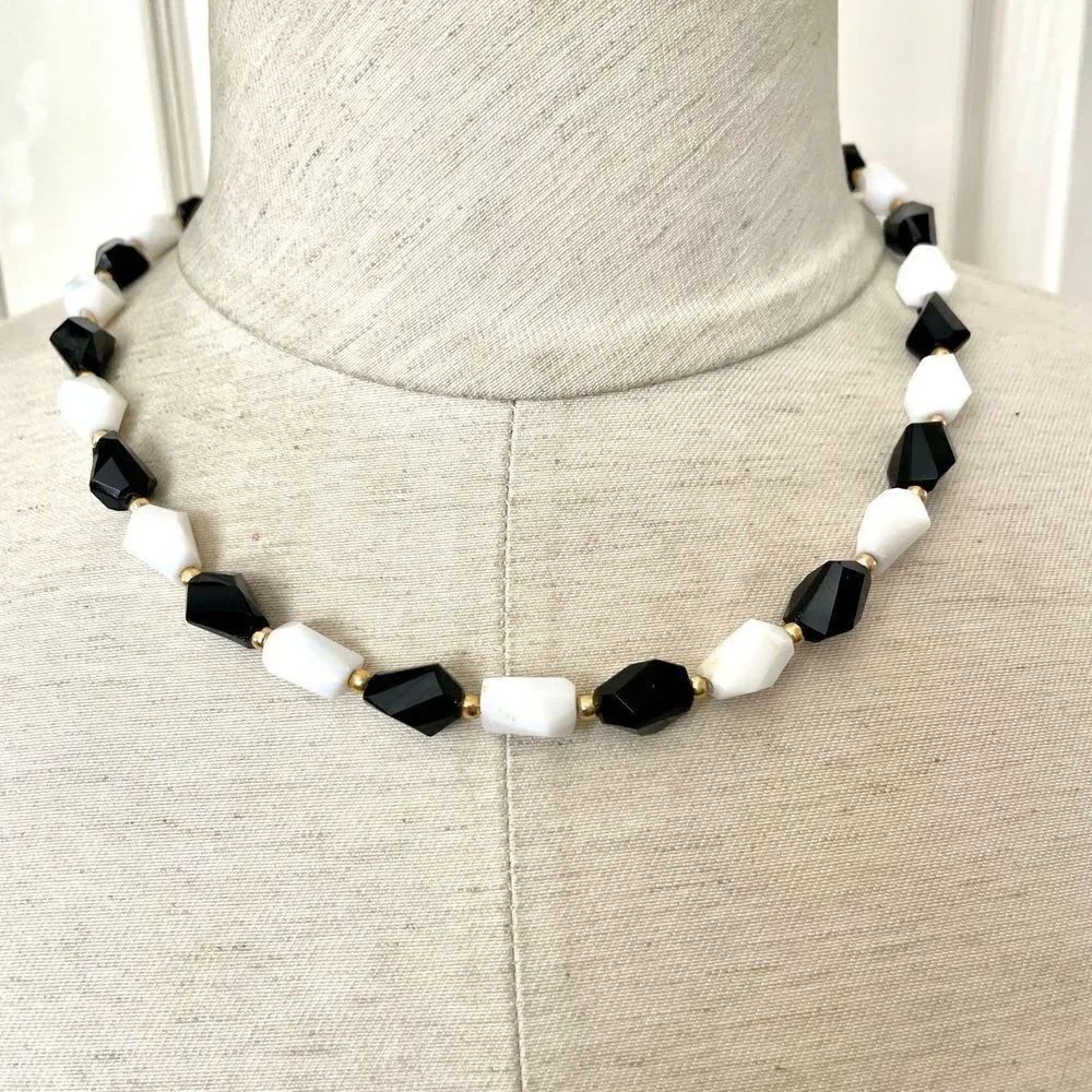 White black and gold tone beaded necklace